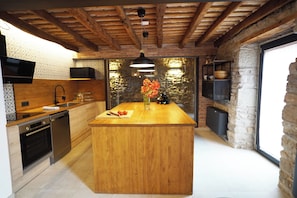 Microwave, oven, stovetop, dishwasher - Perafita 1750 (Perafita)