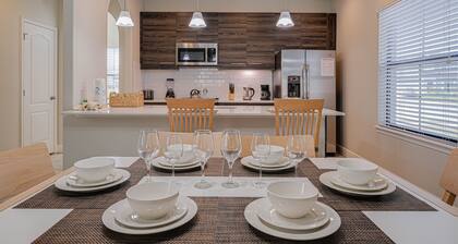 Balmoral Resort-126mc 3 Bedroom Home by RedAwning
