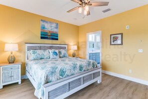Townhome, 3 Bedrooms | 3 bedrooms, free WiFi - 391 S Fletcher Ave C 3 Bedroom Townhouse by RedAwning (Fernandina Beach)