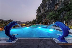 Indoor pool, outdoor pool