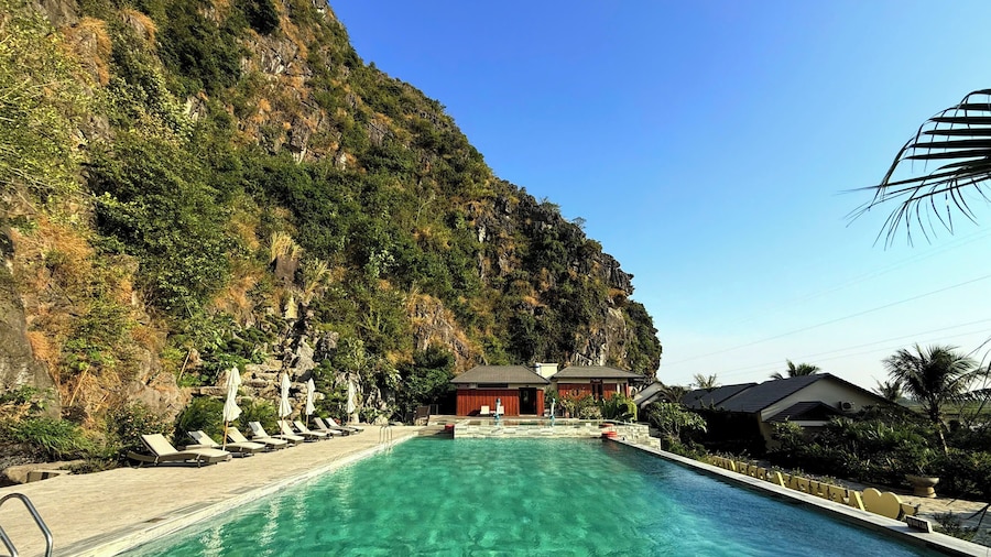 Athena Premier Resort Ninh Bình