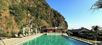 Athena Premier Resort Ninh Bình