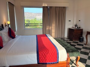 Superior Room, Mountain View | Premium bedding, minibar, in-room safe, desk - Spree Resort Sariska (Thanagazi)