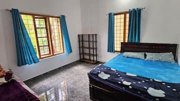 3 bedrooms, free WiFi, bed sheets