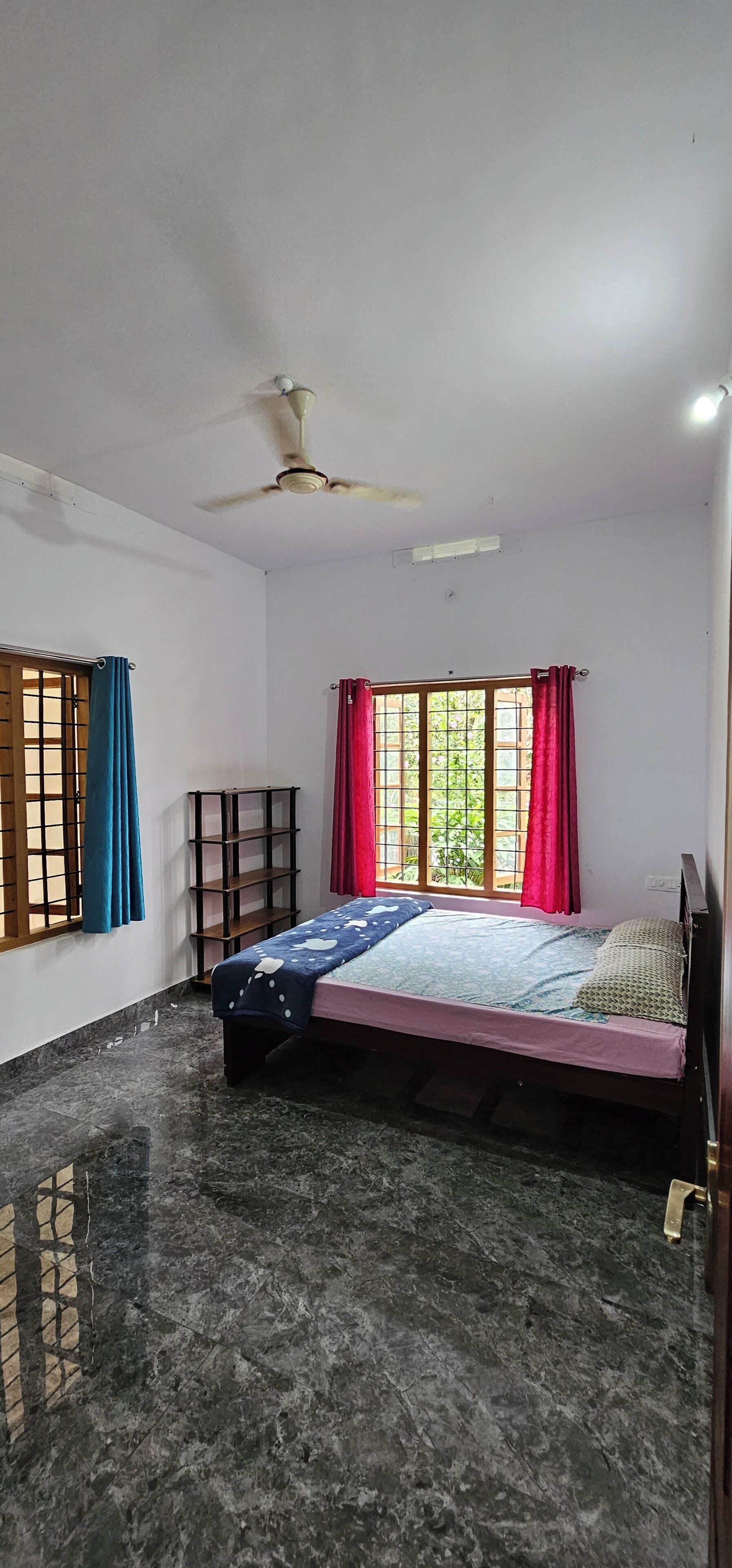 3 dormitorios, wifi gratis, ropa de cama