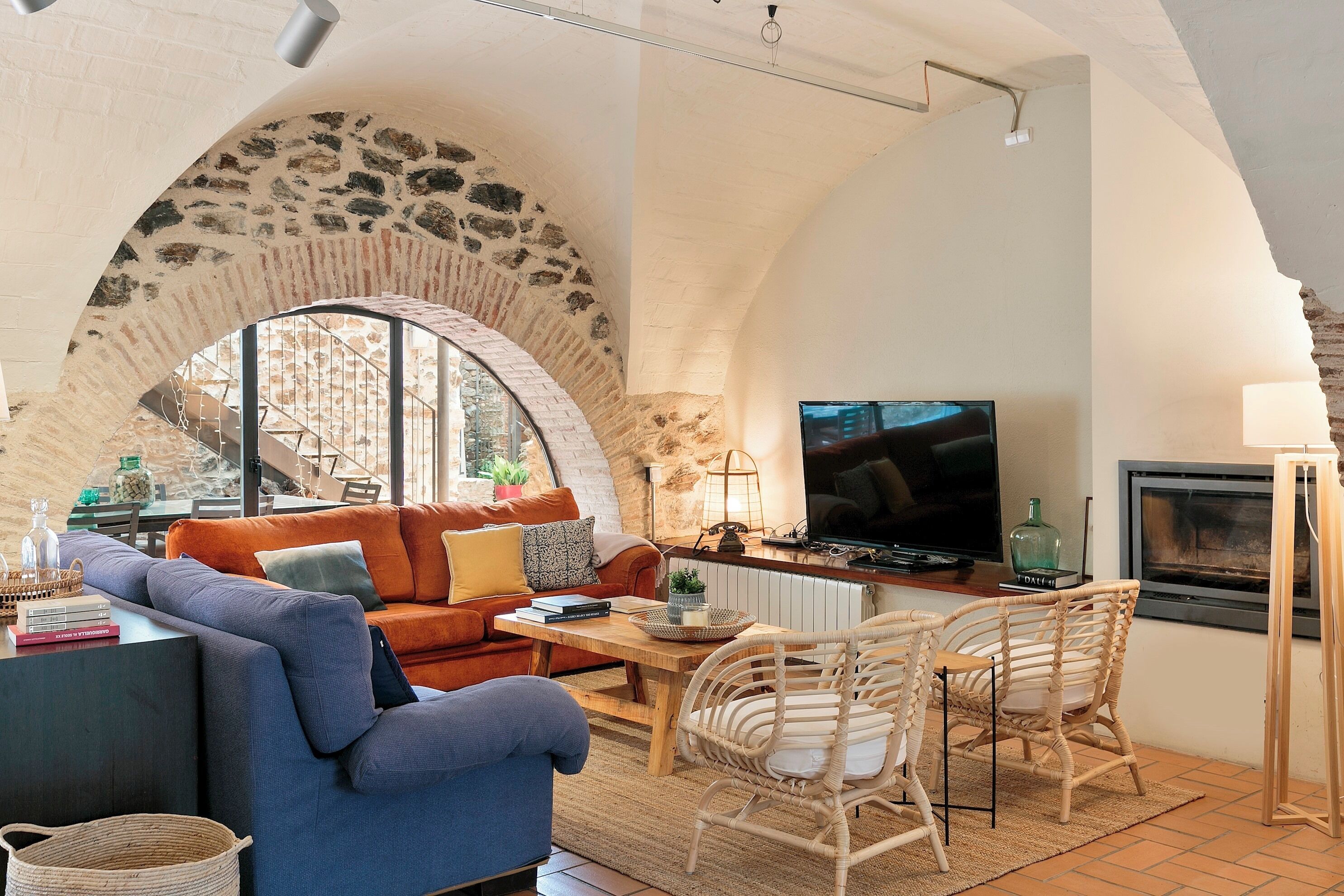 تلفزيون، مدفأة