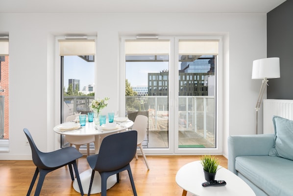Appartement, 1 slaapkamer, balkon | Woonkamer