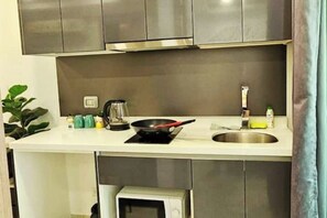 Private kitchen - Pool Access 1 Bed room in Pattaya (Pattaya City)