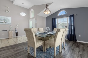 Dining - 15 Min - Disney l Lakefront Pool l 2 Masters (Davenport)