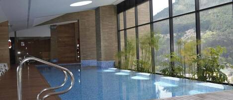 室內泳池、暖水池