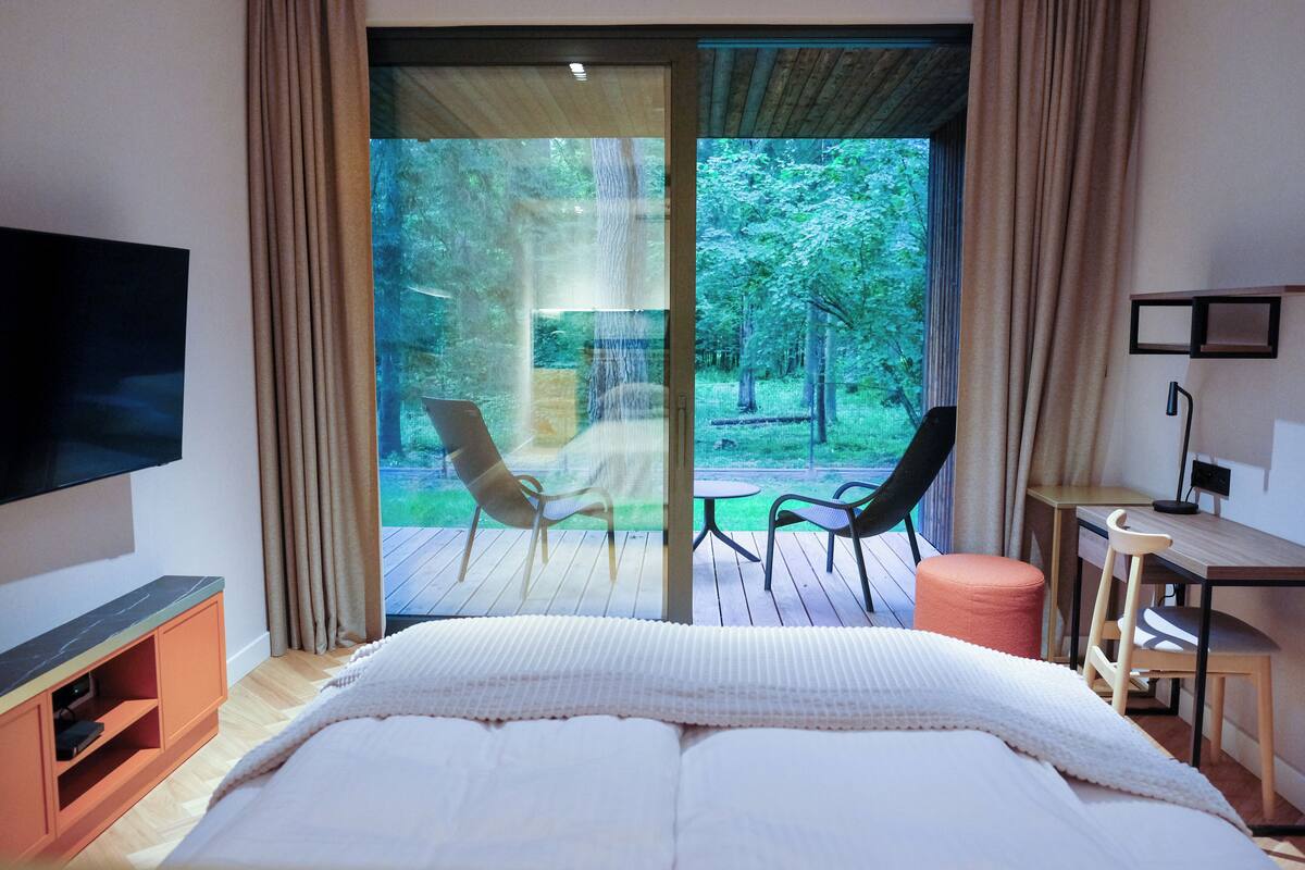 ซูพีเรียอพาร์ทเมนท์ | โต๊ะทำงาน, ห้องเก็บเสียง, Wi-Fi ฟรี, ผ้าปูที่นอน