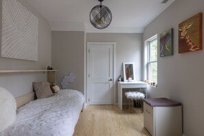 3 Schlafzimmer, Schreibtisch, Bügeleisen/Bügelbrett, kostenloses WLAN