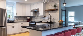 Whole house rental. 12 min to amazing Crane Beach