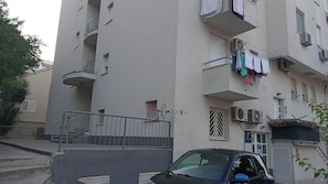 Apartment, 1 Queen Bed with Sofa bed | Exterior
