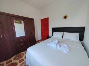 3 dormitoris, wifi gratuïta i roba de llit 