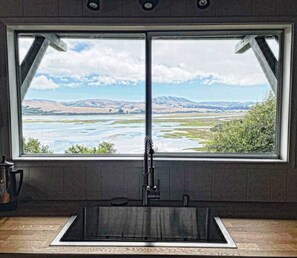 Interior - Moonrise | Charming Retreat w/ Privacy & Lake View (Inverness)