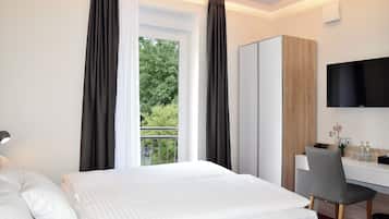 Habitación doble estándar, 1 cama King size | 1 habitación y caja de seguridad en la habitación