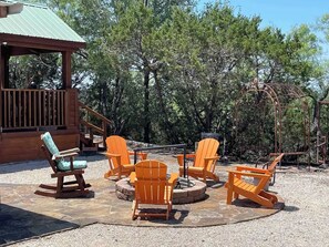 Property grounds - Quiet cabin on the Brazos
(Graham)
