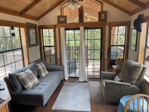 Quiet cabin on the Brazos
