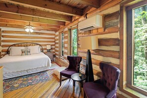 5 bedrooms, iron/ironing board, free WiFi, bed sheets