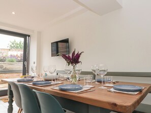 Dining - Bailey House (Driffield)