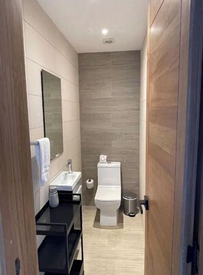 Hair dryer, towels, soap, shampoo - Pent House with private jacuzzi & near the beach (Punta Cana)