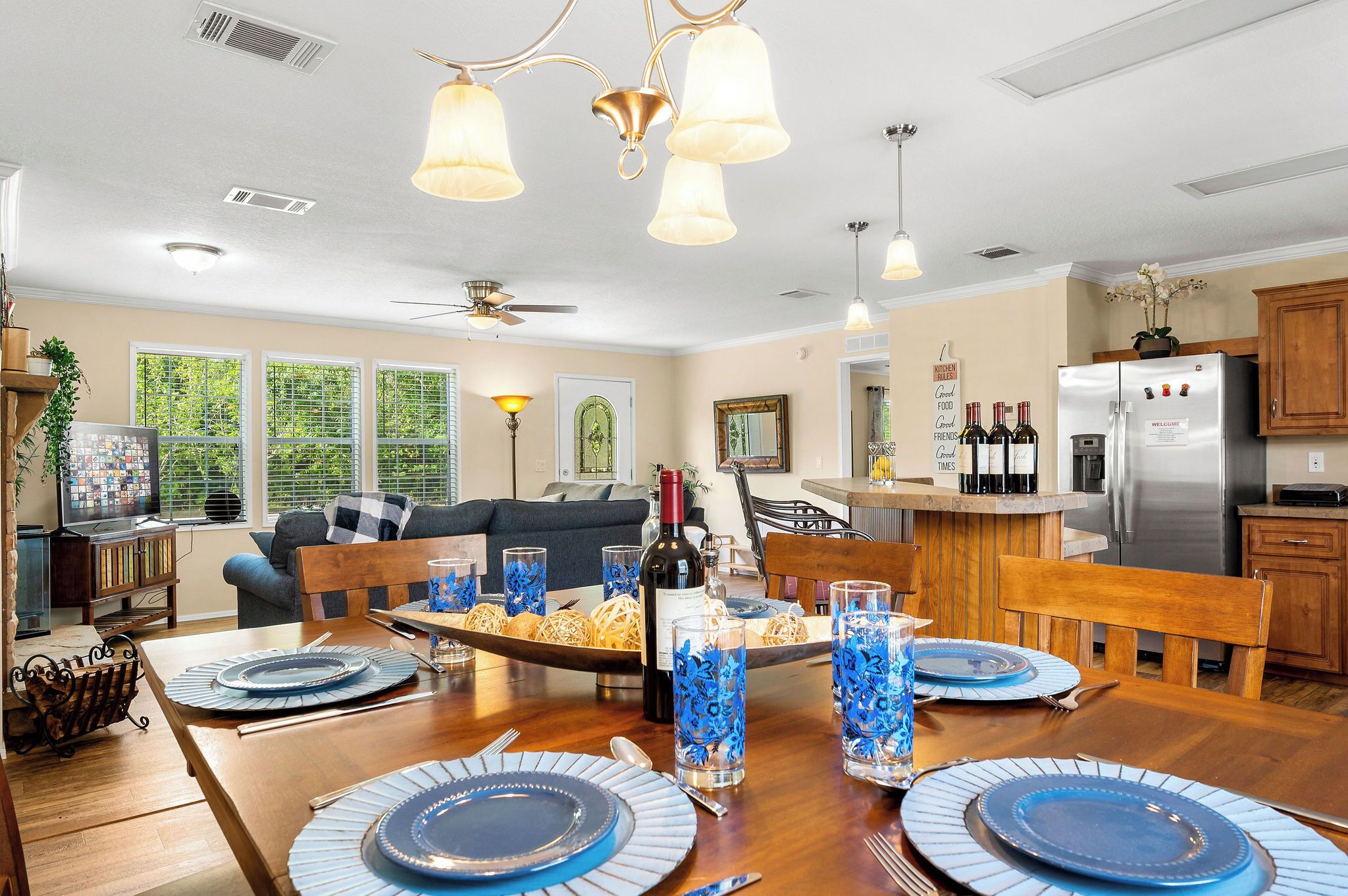 Clewiston is known as "America's Sweetest Town. Relax with the whole family! 

