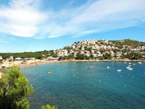 Beach nearby - Riells Platja by Interhome (L'Escala)