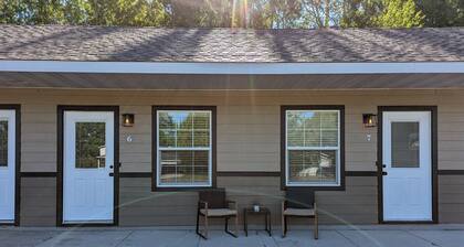 The Greenland Motel - Room No.2