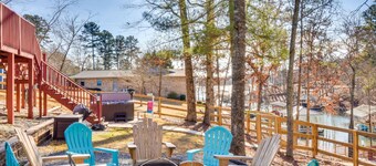South Carolina Retreat w/ Fireplace & Lake Access!