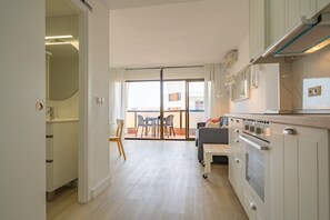Interior - HomeHolidaysRentals Playamar - Costa Barcelona (Malgrat de Mar)