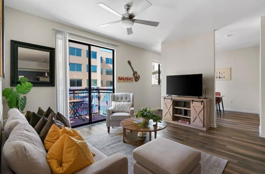 Modern Condo in the HEART OF THE DOMAIN with POOL walking distance to everything