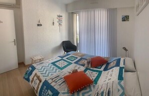 1 sovrum, strykjärn/strykbräda, wi-fi och sängkläder