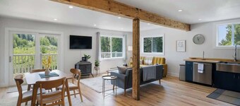 Luxury Living Space|Gorgeous Mountain Views