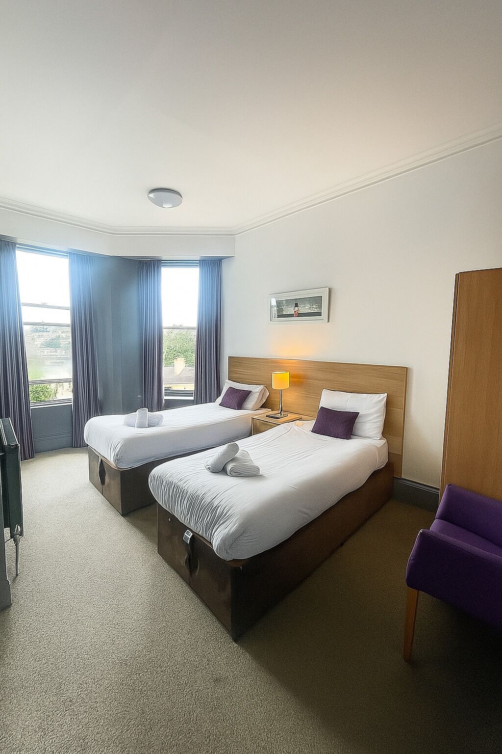 Camera Standard con 2 letti singoli | Una scrivania, Wi-Fi gratuito