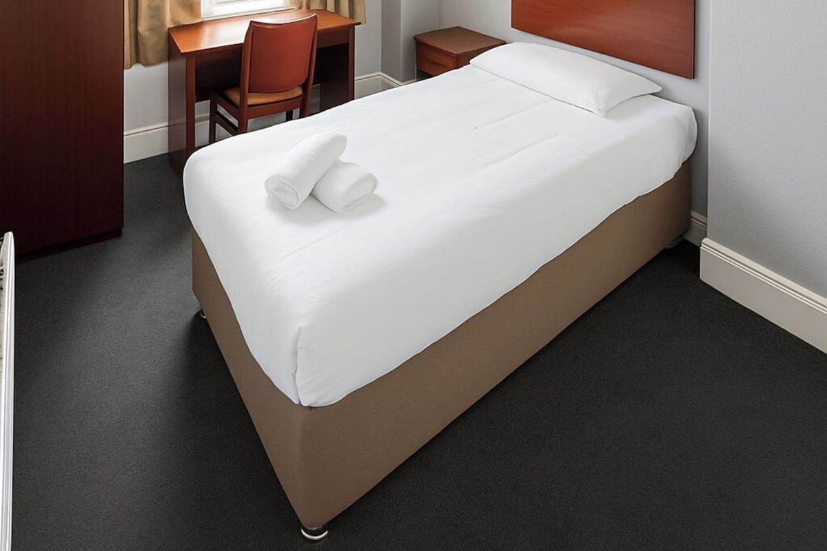 Standard Single Room | Desk, free WiFi