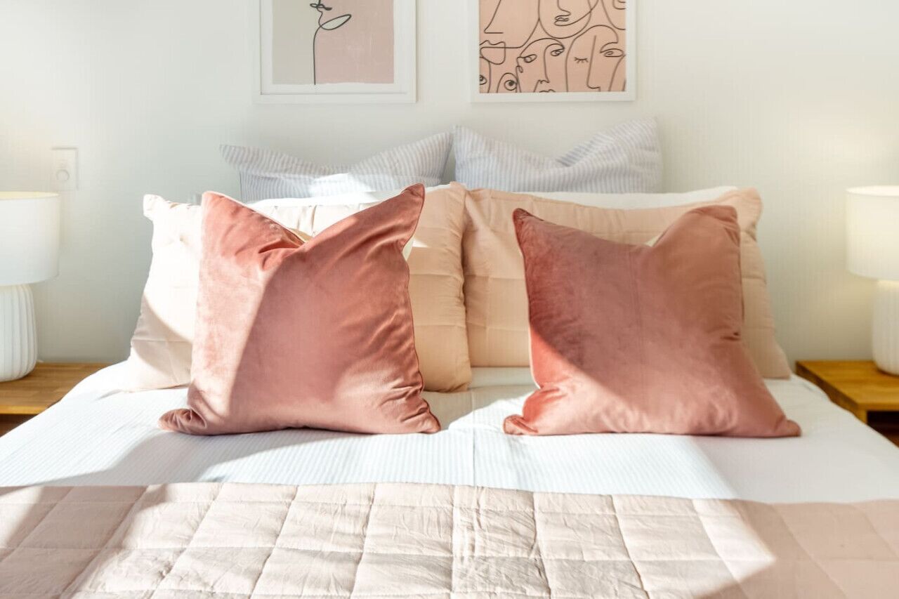 2 habitaciones, tabla de planchar con plancha y wifi gratis 