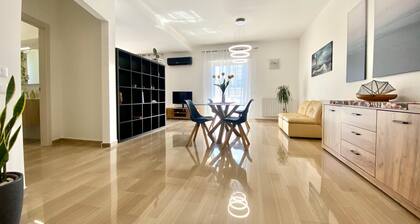 Alka Home, 7 km from the sea
