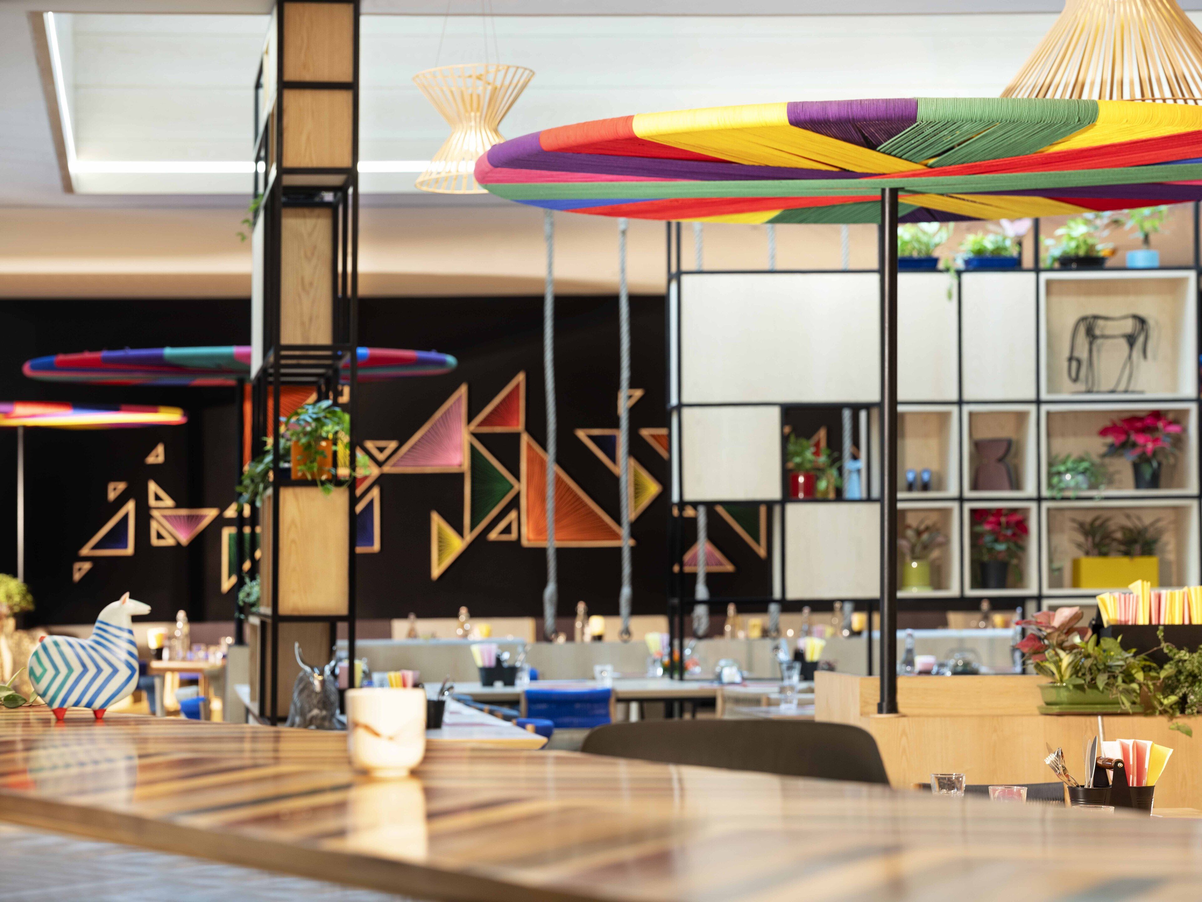 breakfast, lunch and dinner served