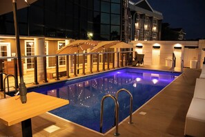 Bicycling - Zimansky Hotel  (Accra)