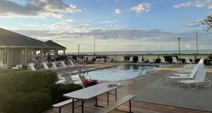 Beautiful views, 2 bdrm, 1 bath condo, sleeps 6, 2nd Floor Unit