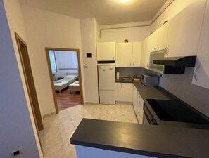 Private kitchen - Rijeka center - 5 min walk to everything important # 2 (Rijeka)