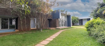 Treebo Midvalley Residence