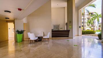 Zona de estar del vestíbulo