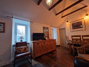 Fireplace - Immaculate 1-bed House in Peterhead (Peterhead)