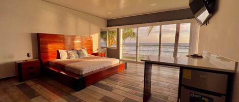 5 habitaciones, tabla de planchar con plancha y wifi gratis