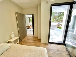 Interior - The Pinewood 350m from the beach (Les Sables-d´Olonne)