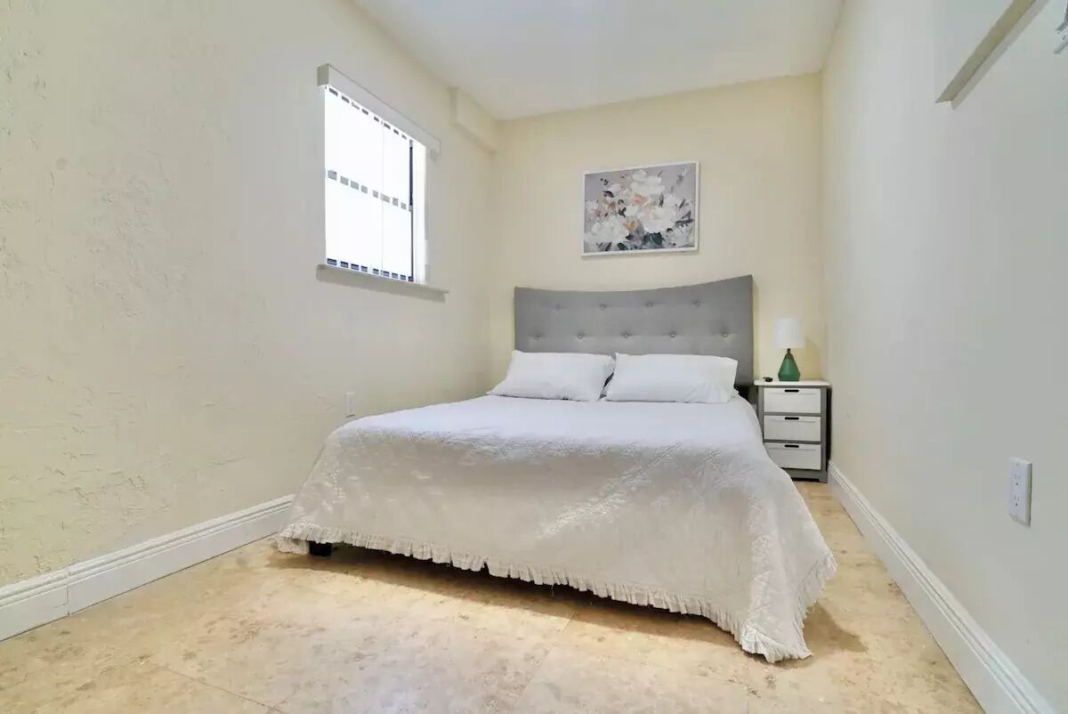 1 bedroom, WiFi, bed sheets