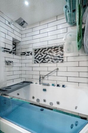 Shower, jetted bath, hair dryer, bidet