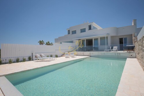 TD Villa Grecale Modern Luxury Villa with Sea ...